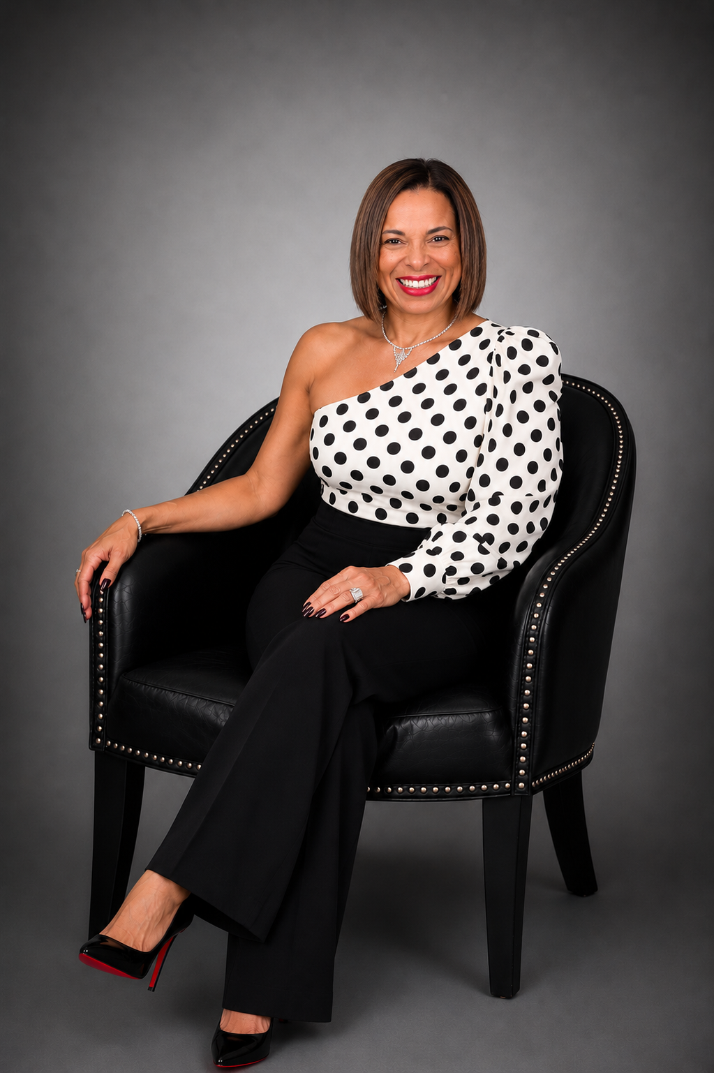 Maureena Summers - Controller